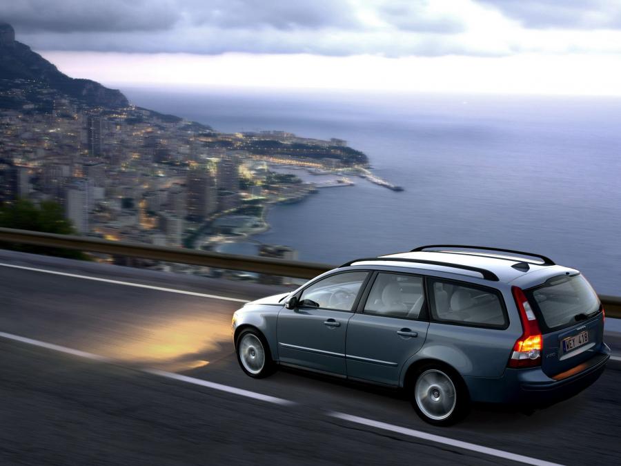  Volvo V50 2004 года  (фото 21 из 24)